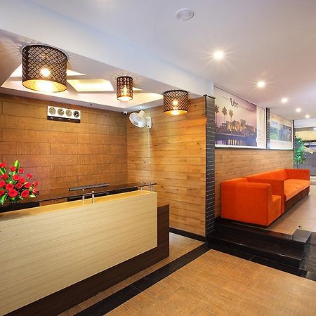 Pgs Inn Kochi Ngoại thất bức ảnh