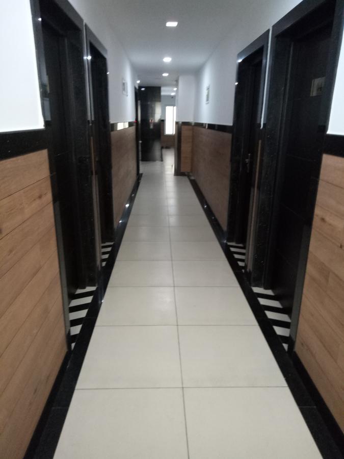 Pgs Inn Kochi Ngoại thất bức ảnh